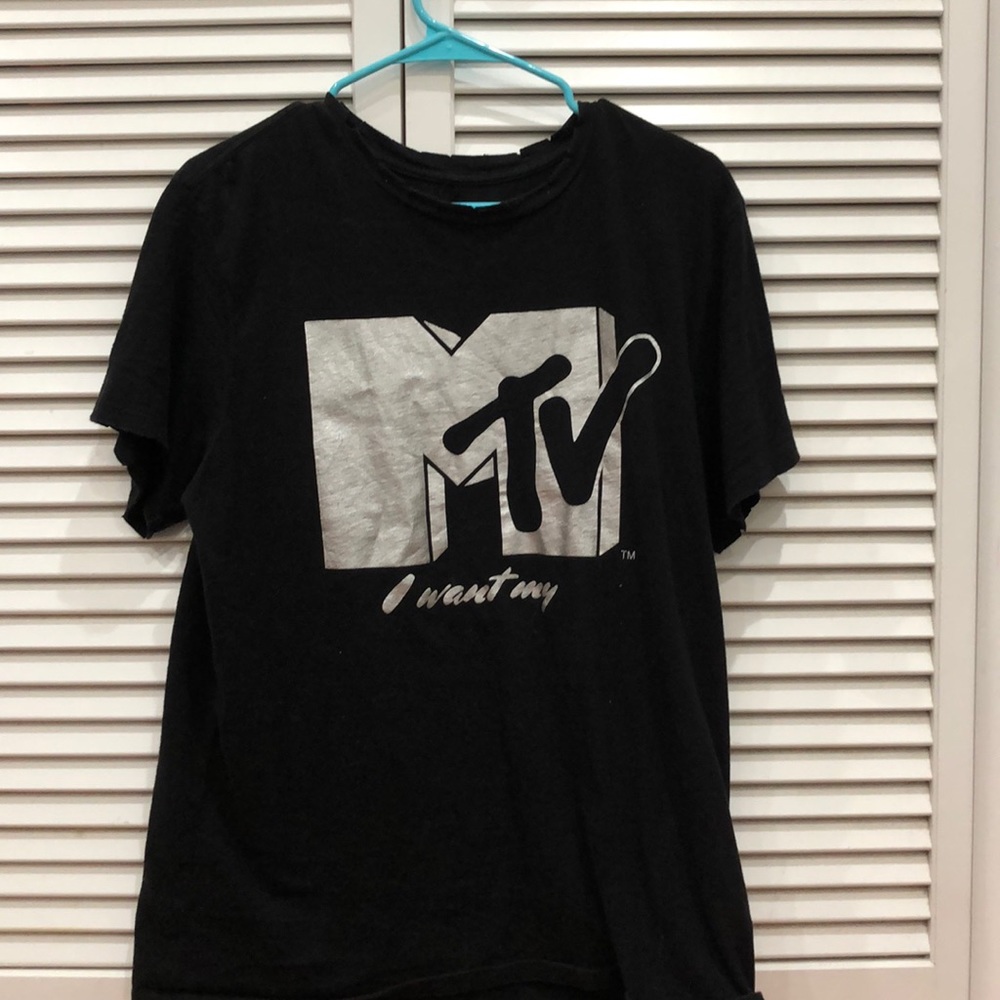 MTV shirt